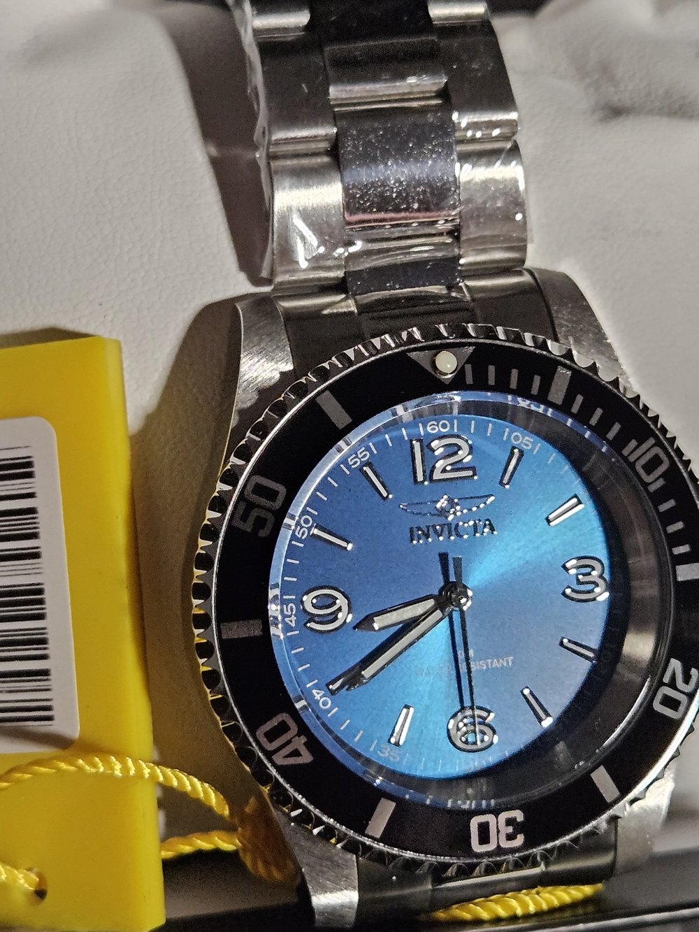 Invicta Stainless Steel Dive Watch - Blue Dial - Picture 7 of 10